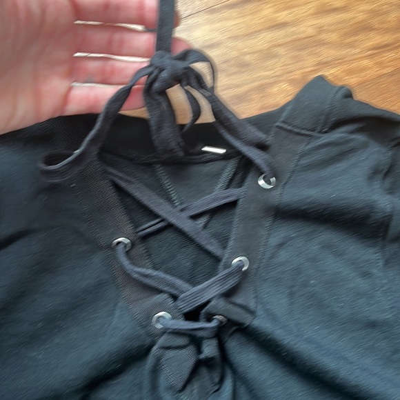 EUC Gap long sleeve, corset, back sweatshirt - Picture 8 of 14